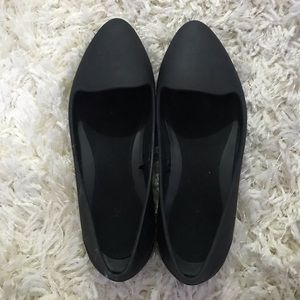 Black flat Crocs - Size 7W